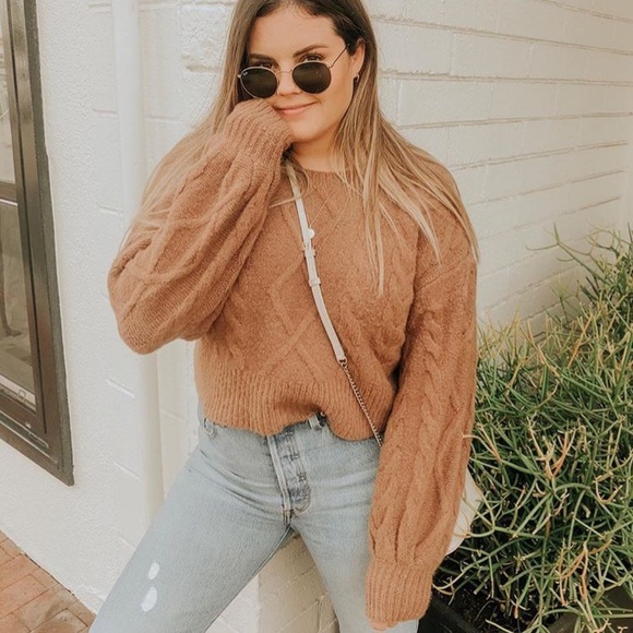 Tularosa Sweaters - Perris Sweater